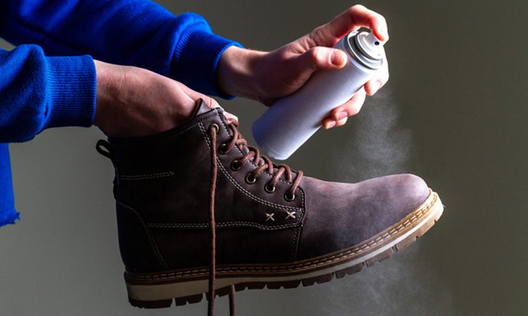 does shoe stretch spray work